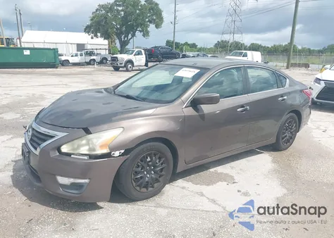 2013 Nissan Altima 2.5 S z USA, uszkodzony, nr VIN 1N4AL3AP7DN527296
